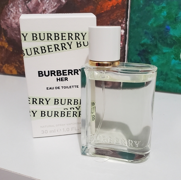 Burberry Other - Burberry her edt.